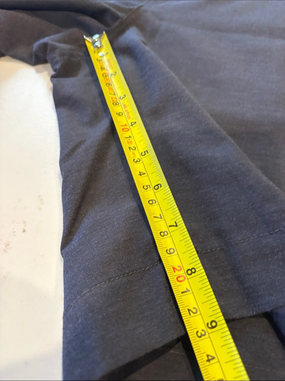 Faherty - All Day Belt Loop Shorts. 9 inch inseam. Dark Gray. Size 38. MSC0012